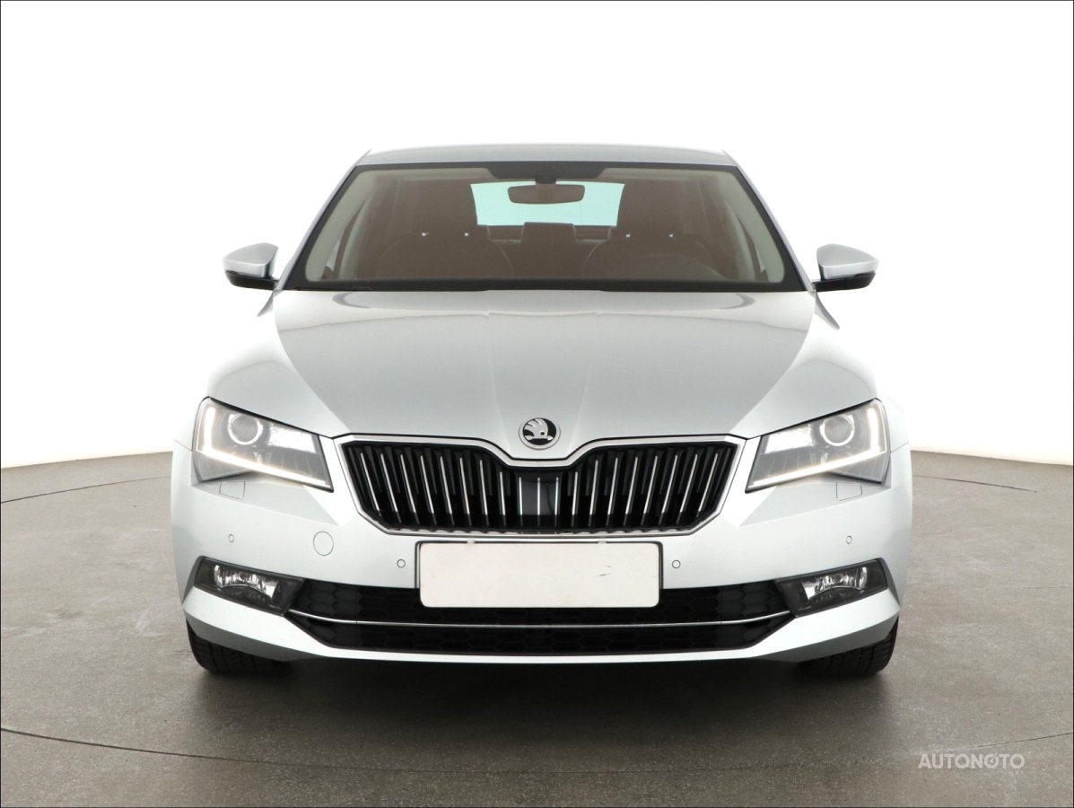 Škoda Superb, 2017 - pohled č. 2