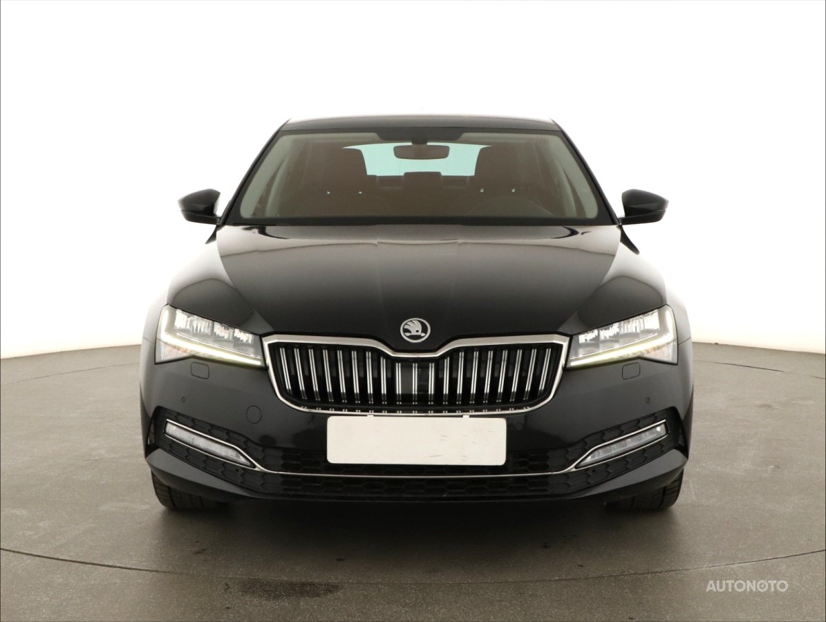 Škoda Superb, 2021 - pohled č. 2