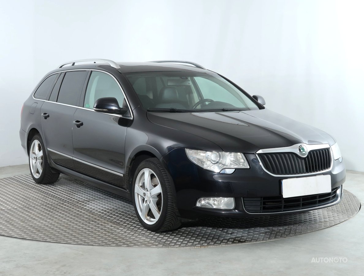 Škoda Superb, 2010 - celkový pohled