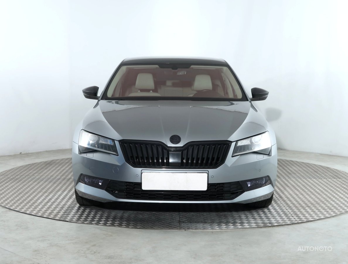 Škoda Superb, 2017 - pohled č. 2