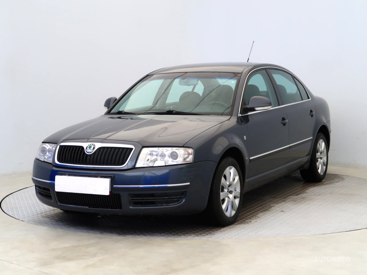 Škoda Superb, 2008 - pohled č. 3