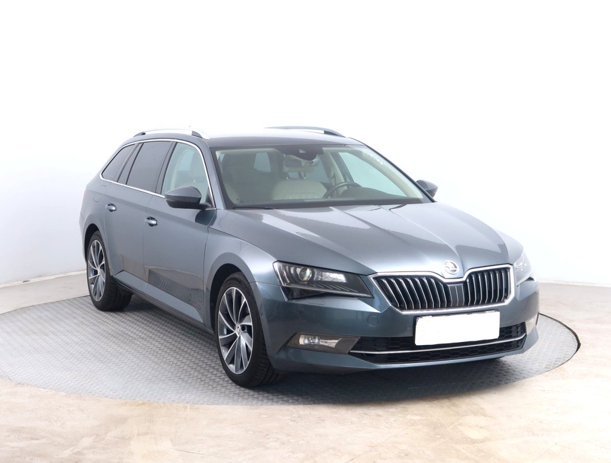 Škoda Superb, 2019 - pohled č. 1