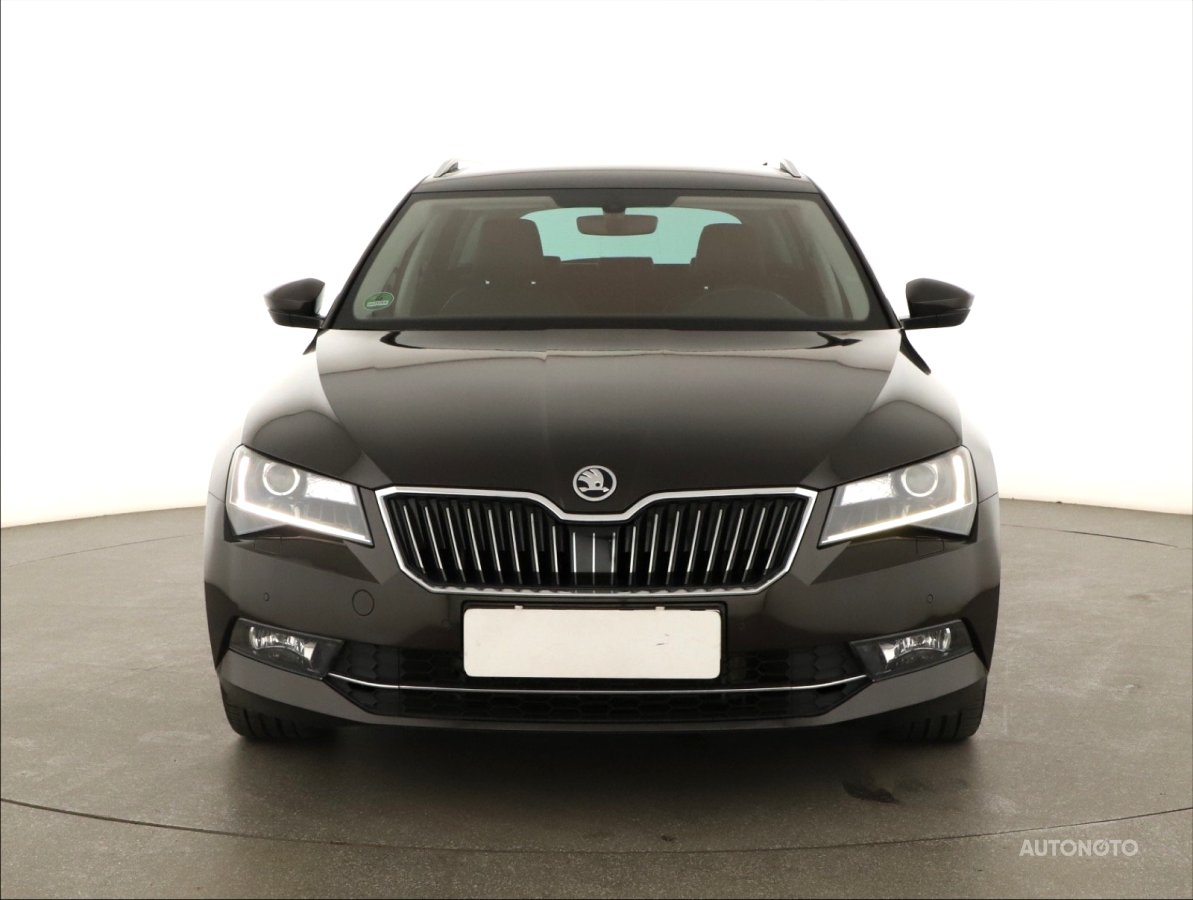 Škoda Superb, 2016 - pohled č. 2
