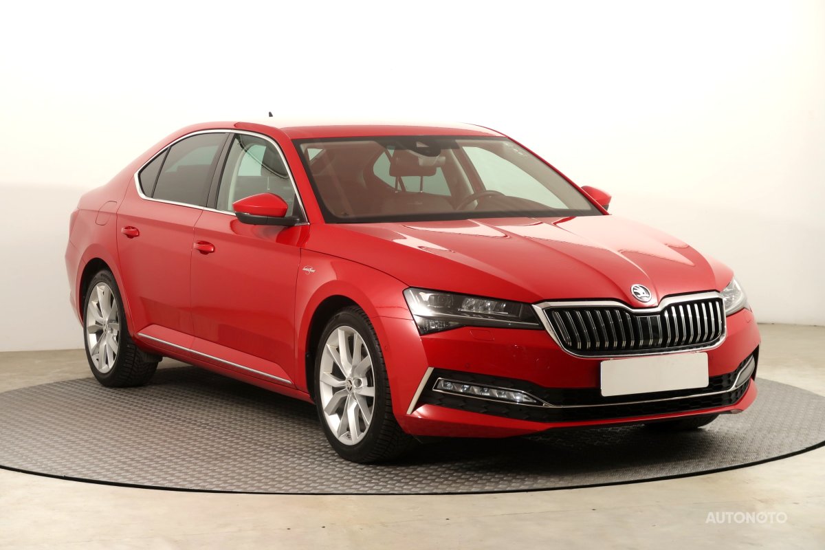 Škoda Superb, 2020 - celkový pohled