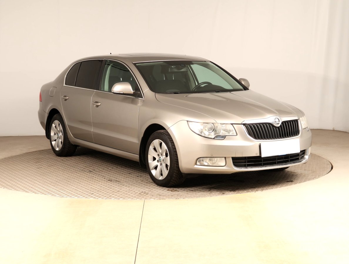Škoda Superb, 2011 - pohled č. 1