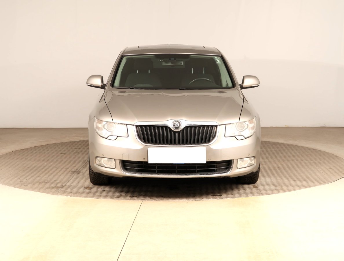 Škoda Superb, 2011 - pohled č. 2
