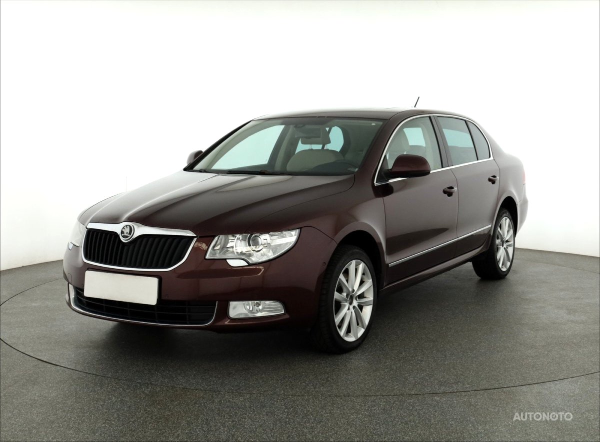 Škoda Superb, 2009 - pohled č. 3