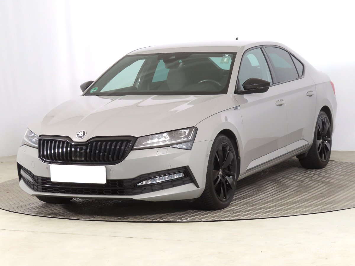 Škoda Superb, 2022 - pohled č. 3