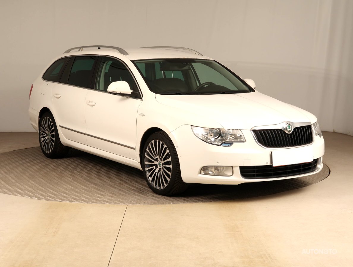 Škoda Superb, 2013 - pohled č. 1