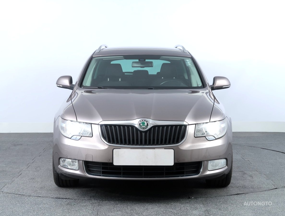 Škoda Superb, 2011 - pohled č. 2