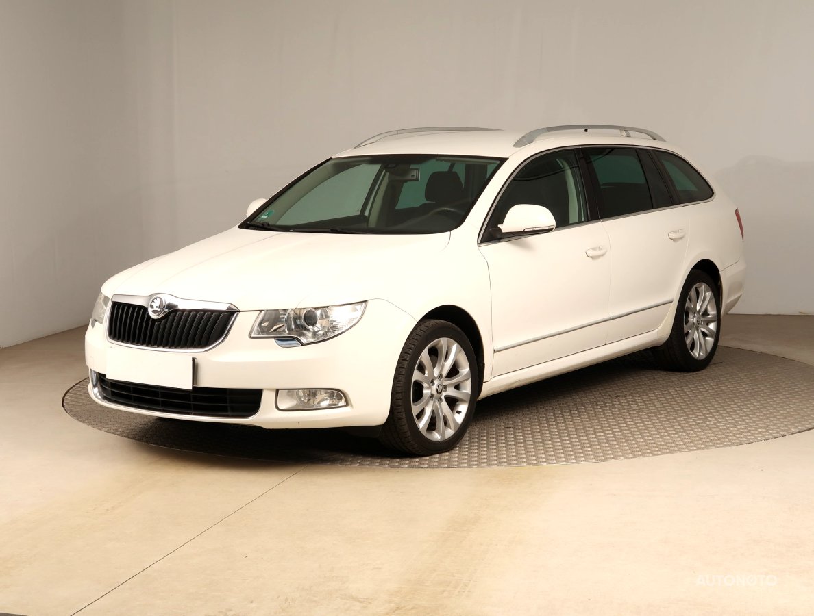 Škoda Superb, 2010 - pohled č. 3