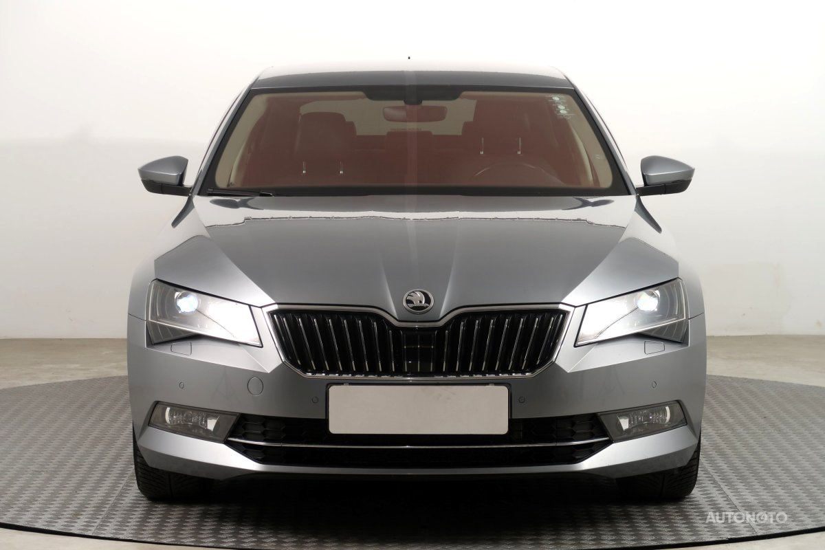 Škoda Superb, 2017 - pohled č. 2