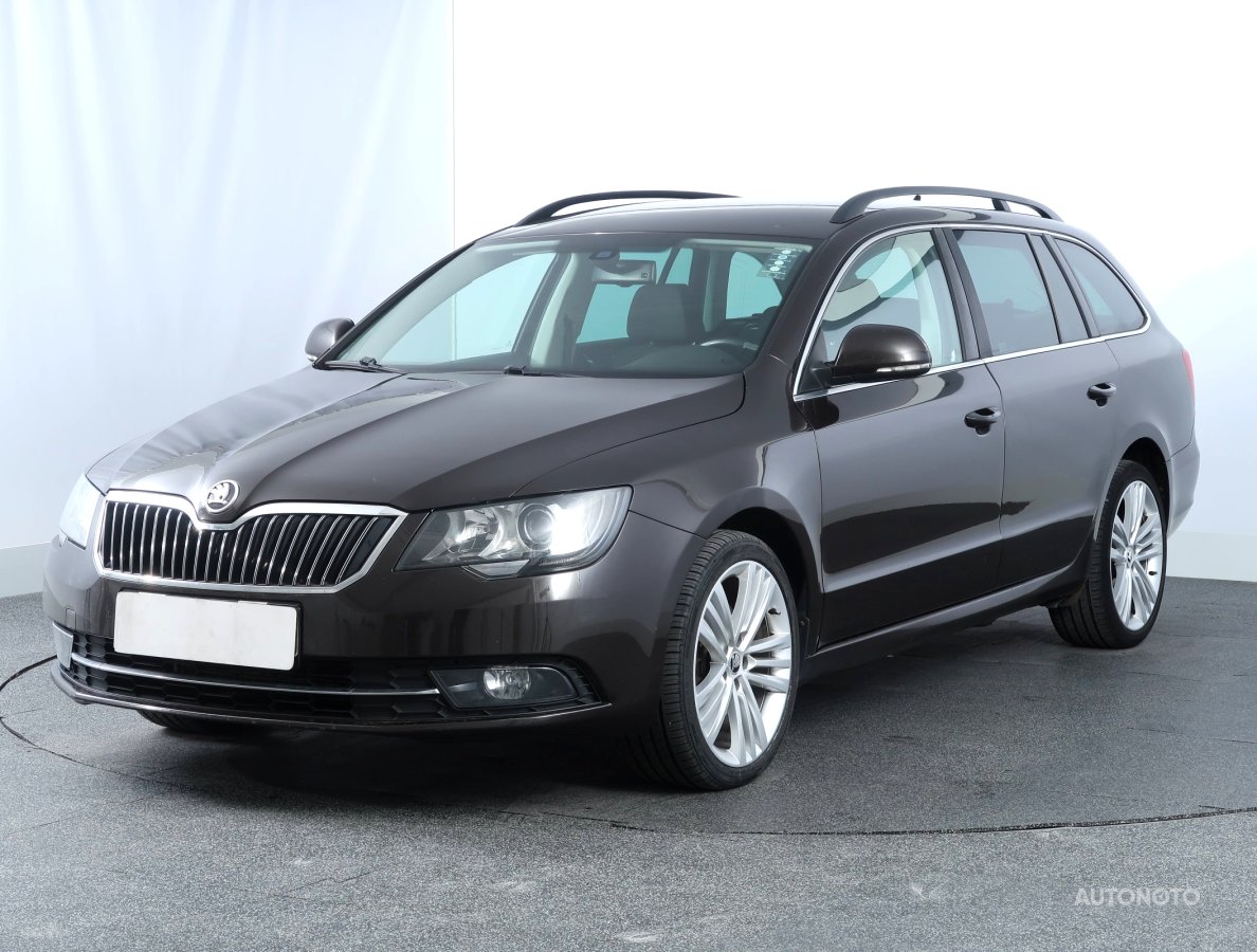 Škoda Superb, 2015 - pohled č. 3