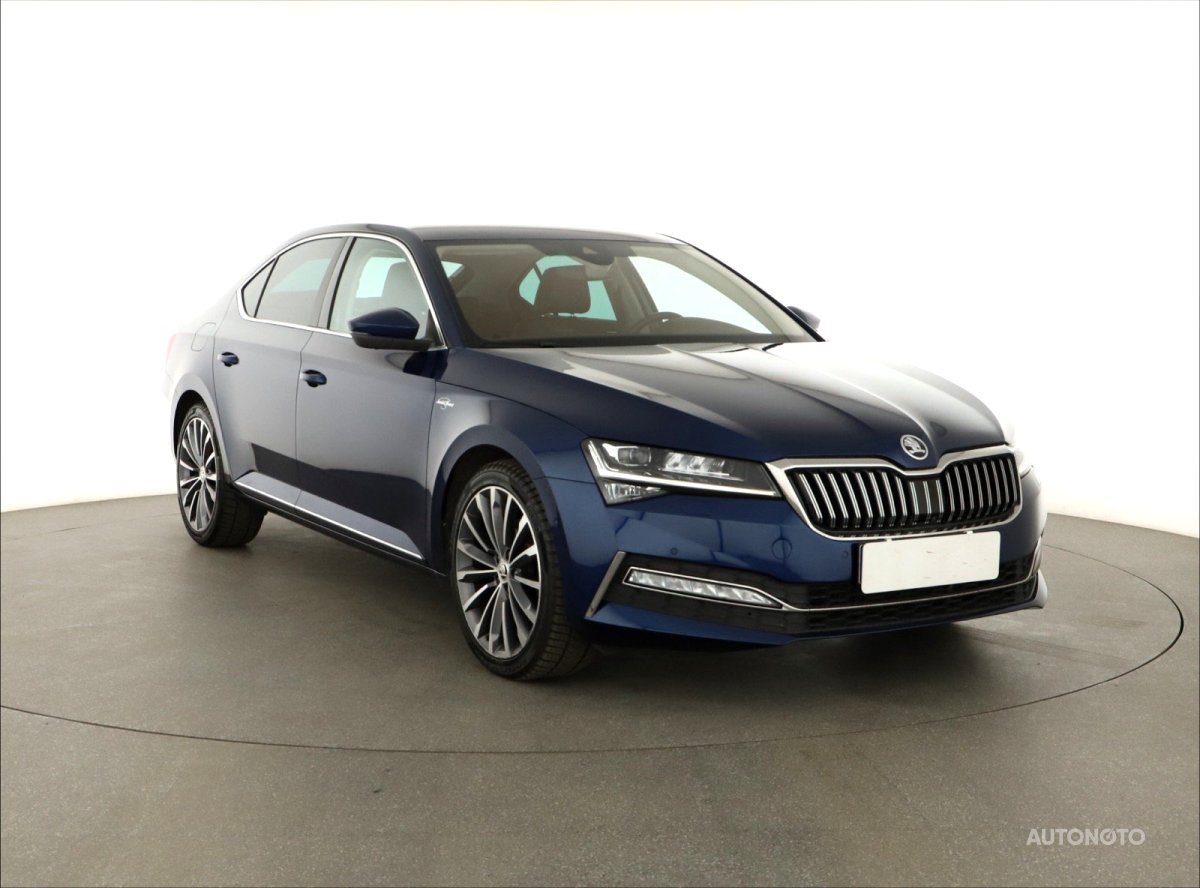 Škoda Superb, 2021 - celkový pohled