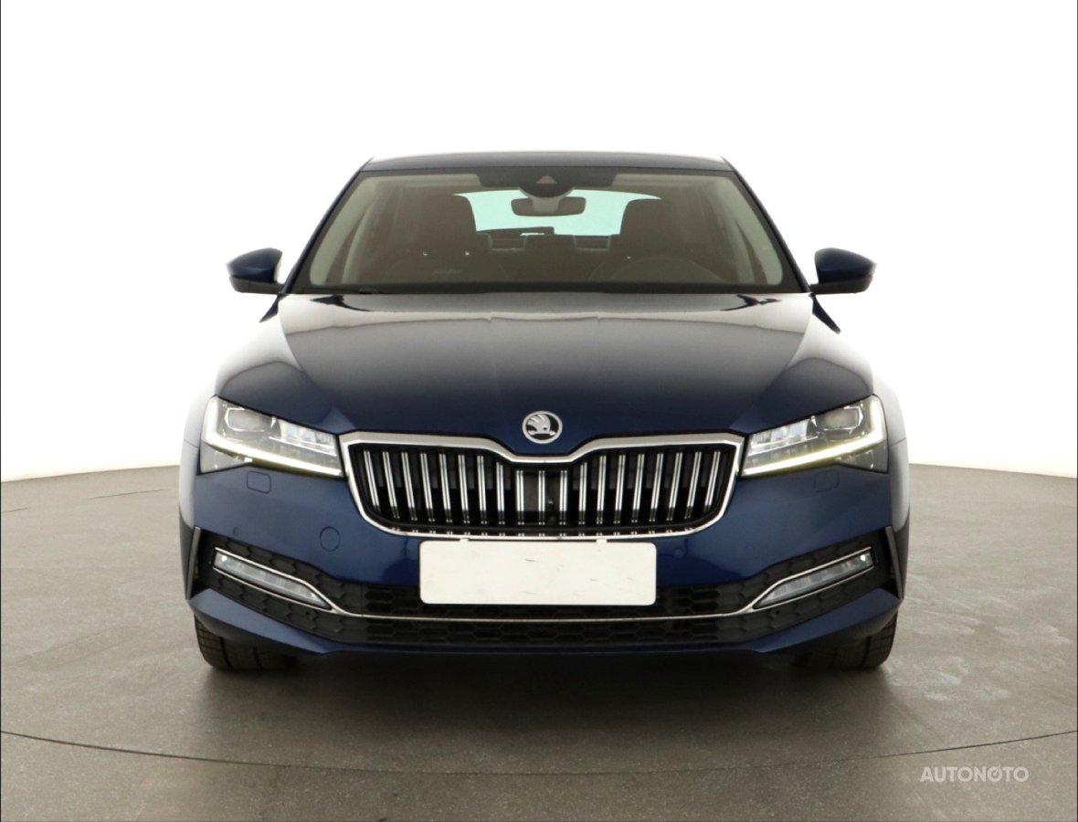 Škoda Superb, 2021 - pohled č. 2