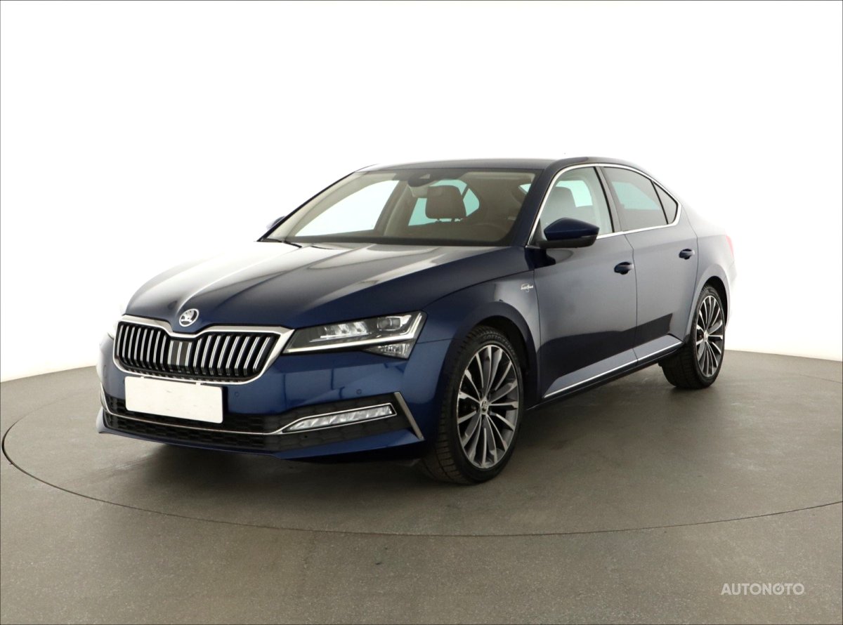 Škoda Superb, 2021 - pohled č. 3