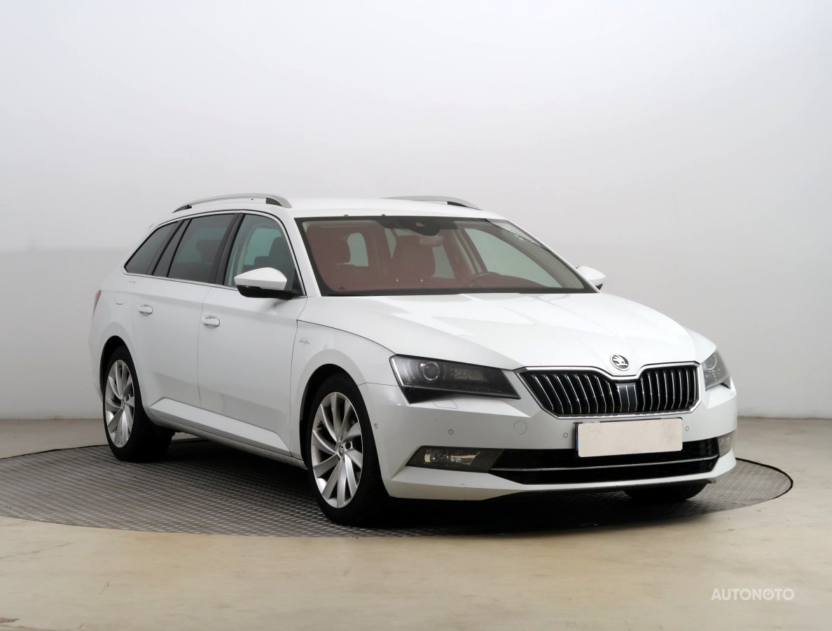Škoda Superb, 2018 - celkový pohled