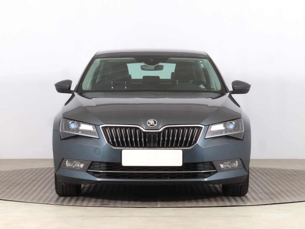 Škoda Superb, 2018 - pohled č. 2