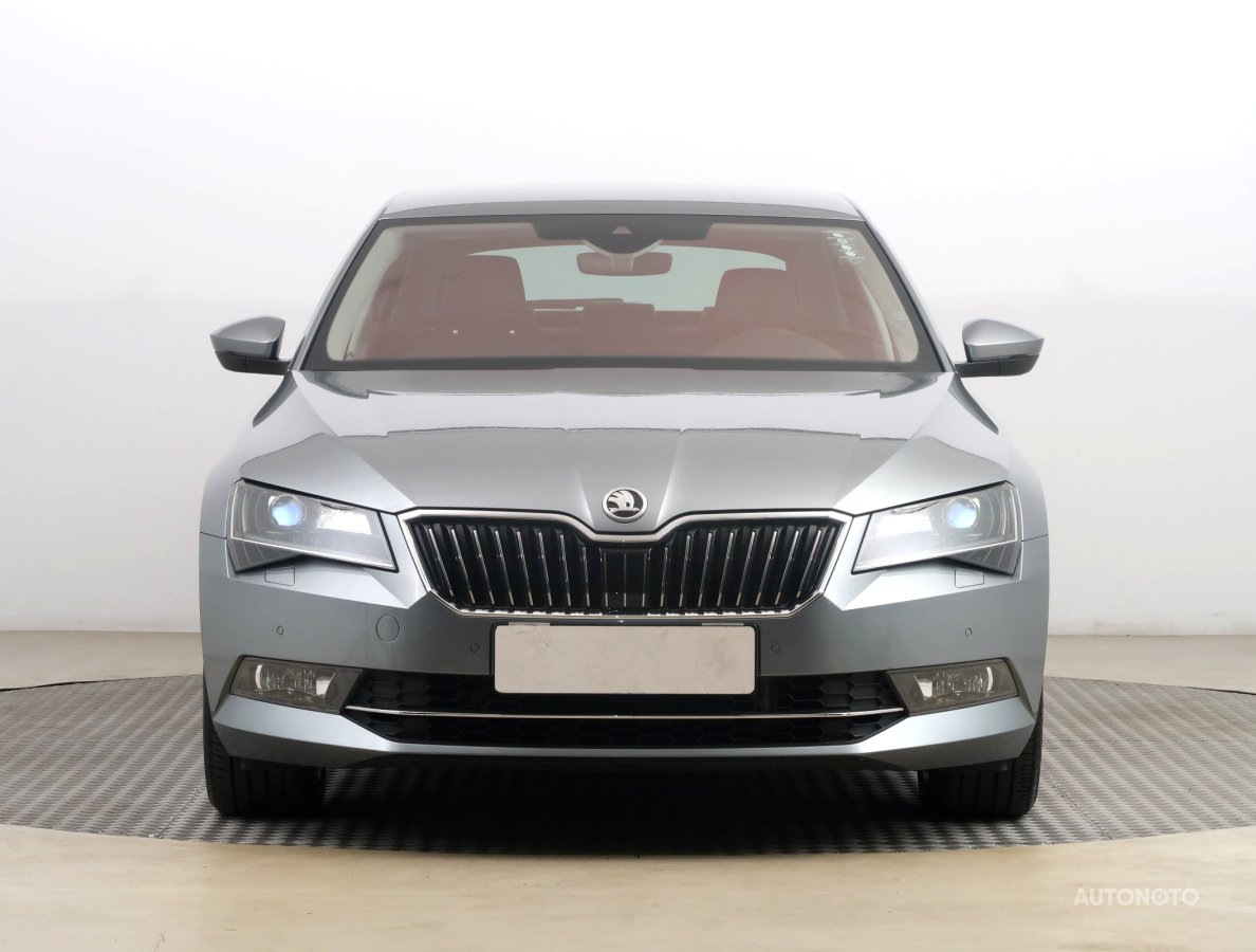 Škoda Superb, 2015 - pohled č. 2