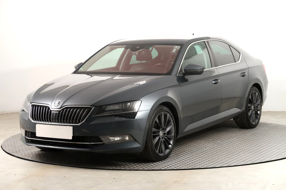 Škoda Superb, 2018 - pohled č. 3