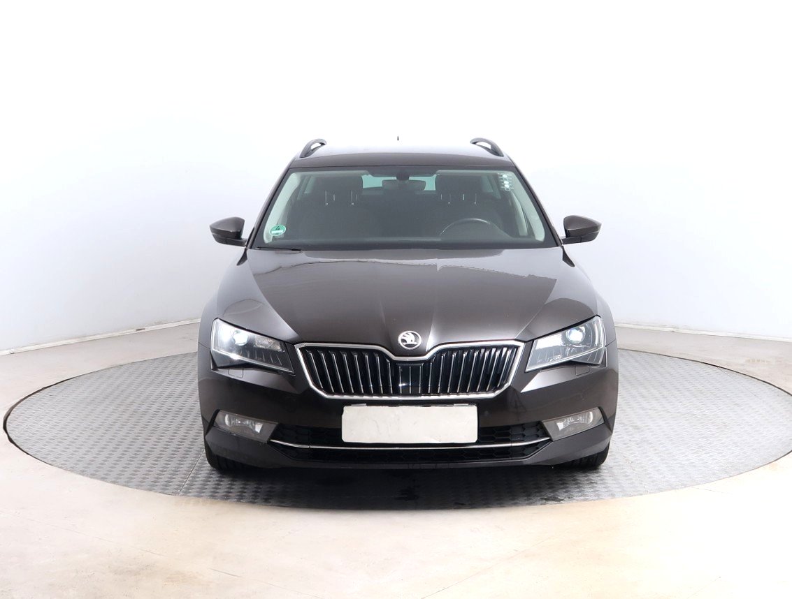 Škoda Superb, 2016 - pohled č. 2