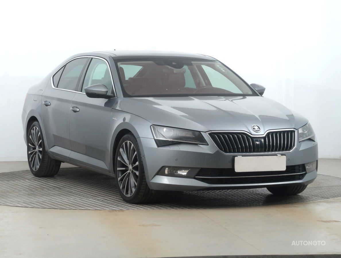 Škoda Superb, 2018 - celkový pohled
