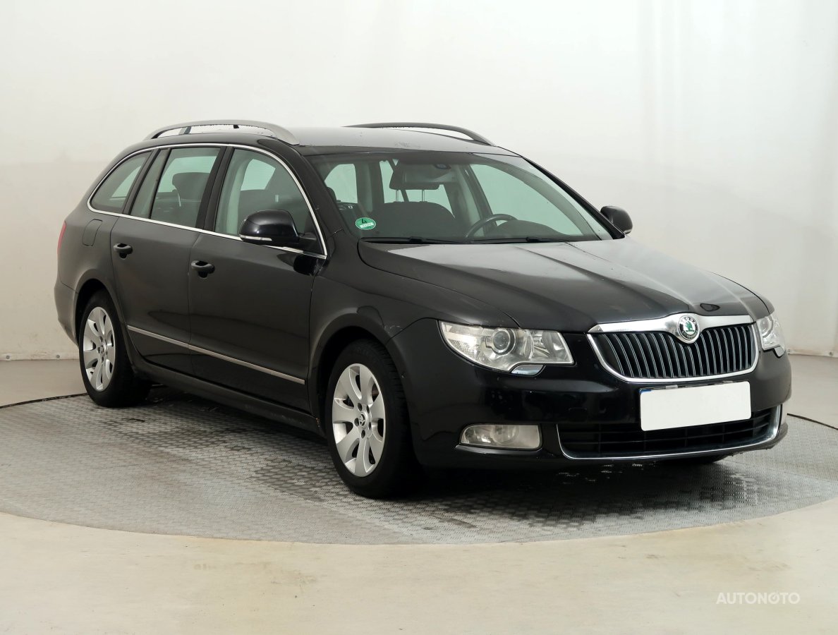 Škoda Superb, 2011 - celkový pohled
