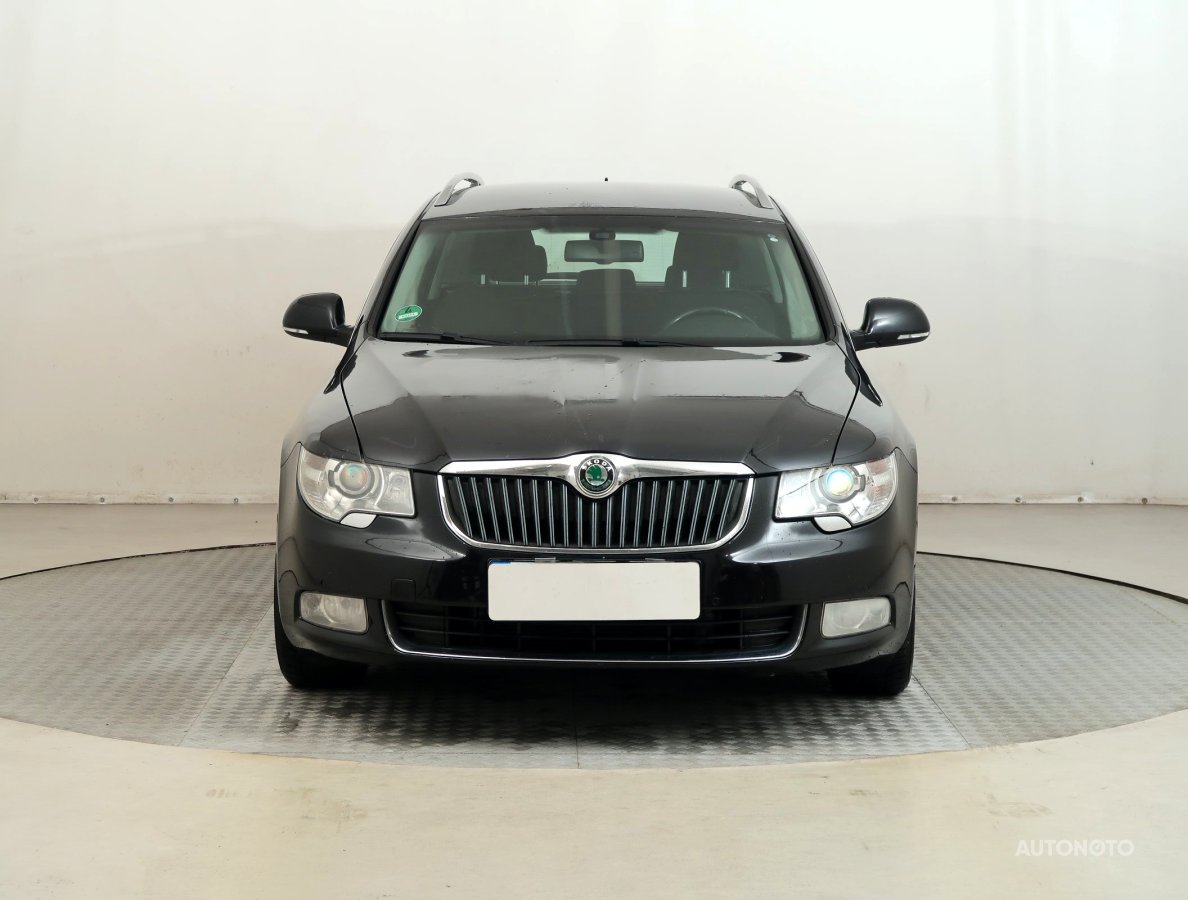 Škoda Superb, 2011 - pohled č. 2