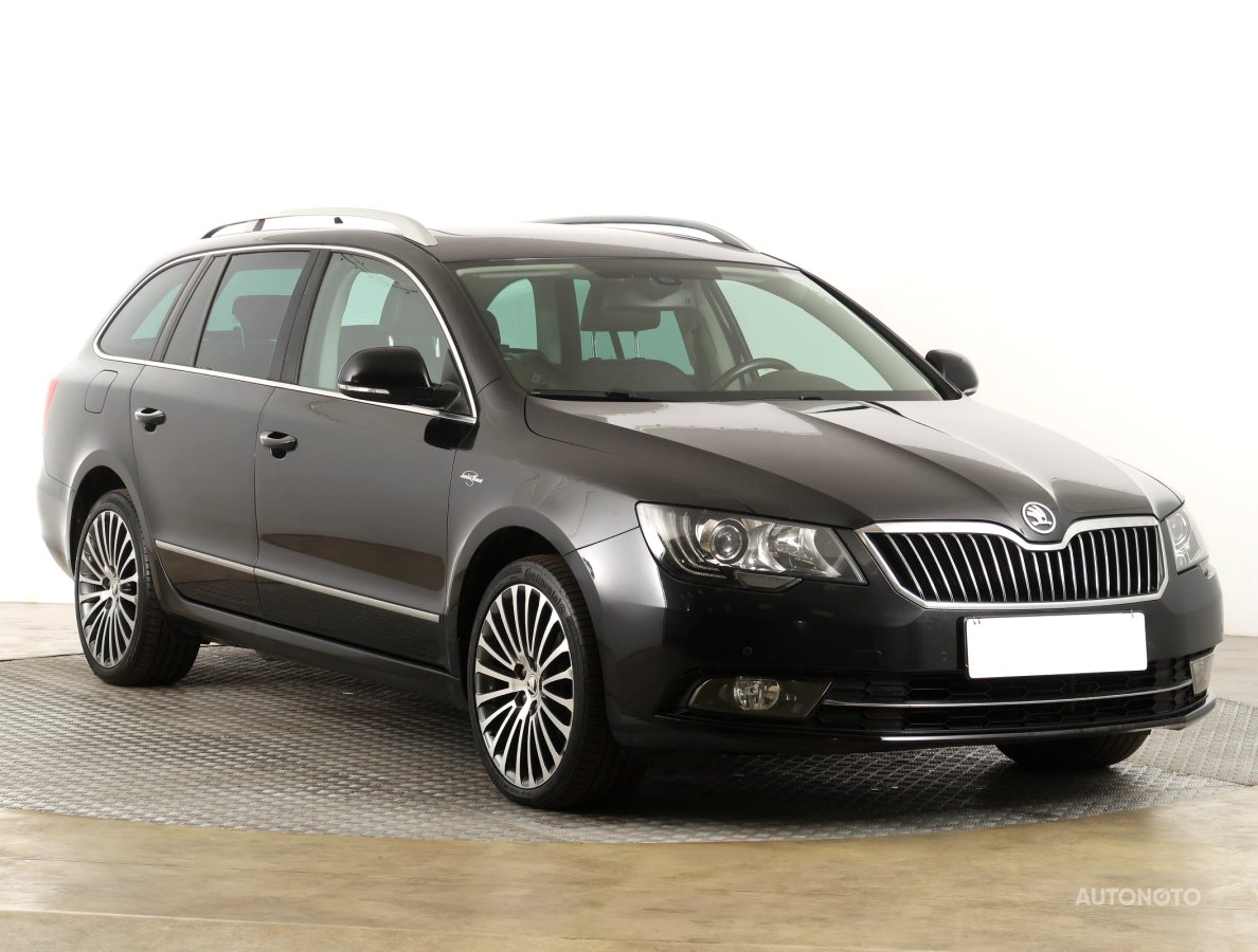 Škoda Superb, 2014 - celkový pohled