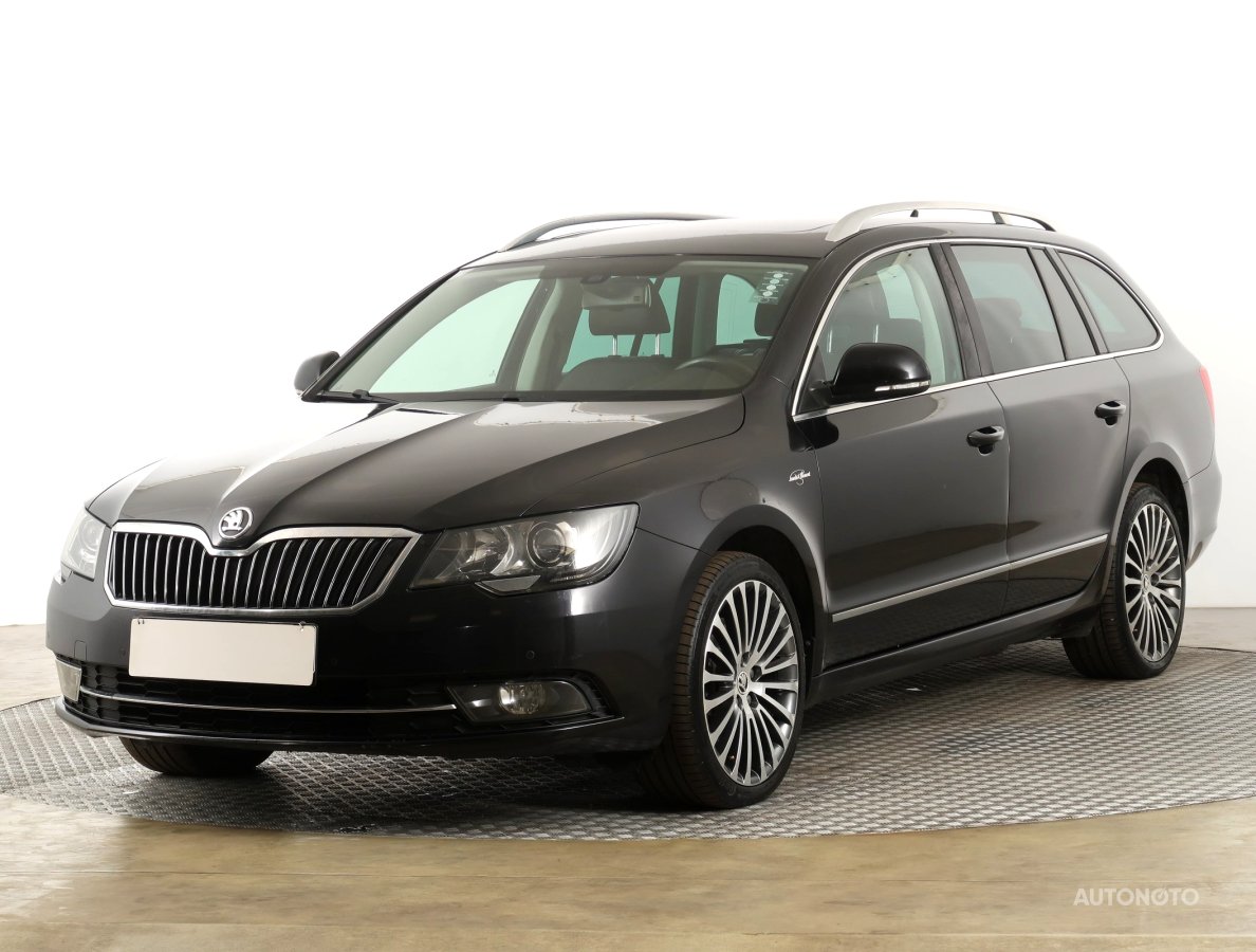 Škoda Superb, 2014 - pohled č. 3
