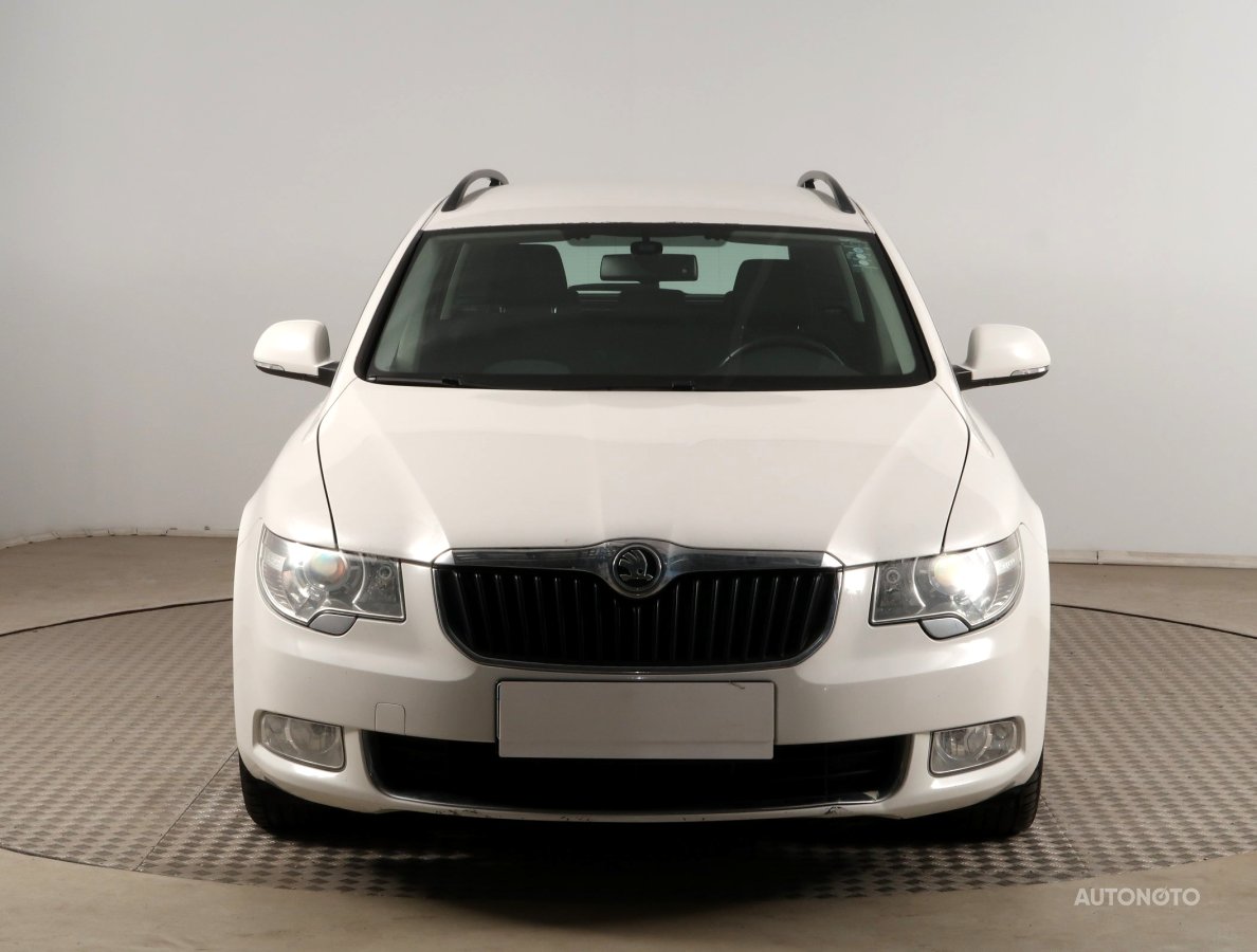 Škoda Superb, 2011 - pohled č. 2