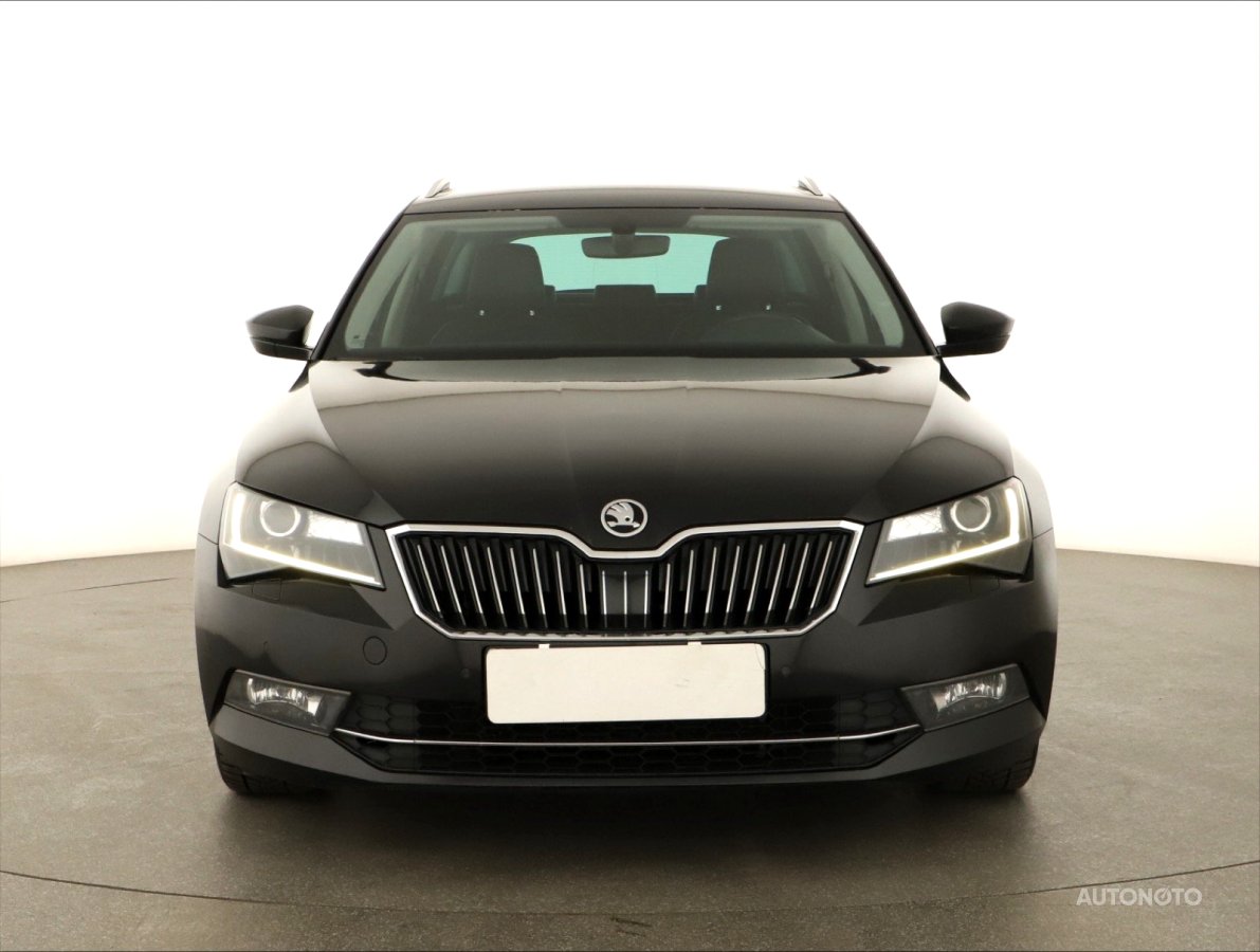Škoda Superb, 2017 - pohled č. 2