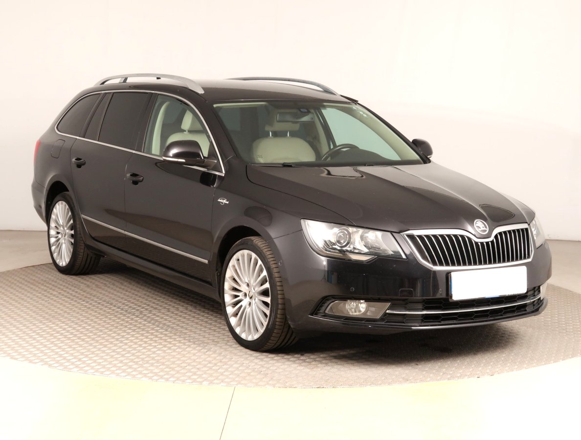 Škoda Superb, 2014 - celkový pohled
