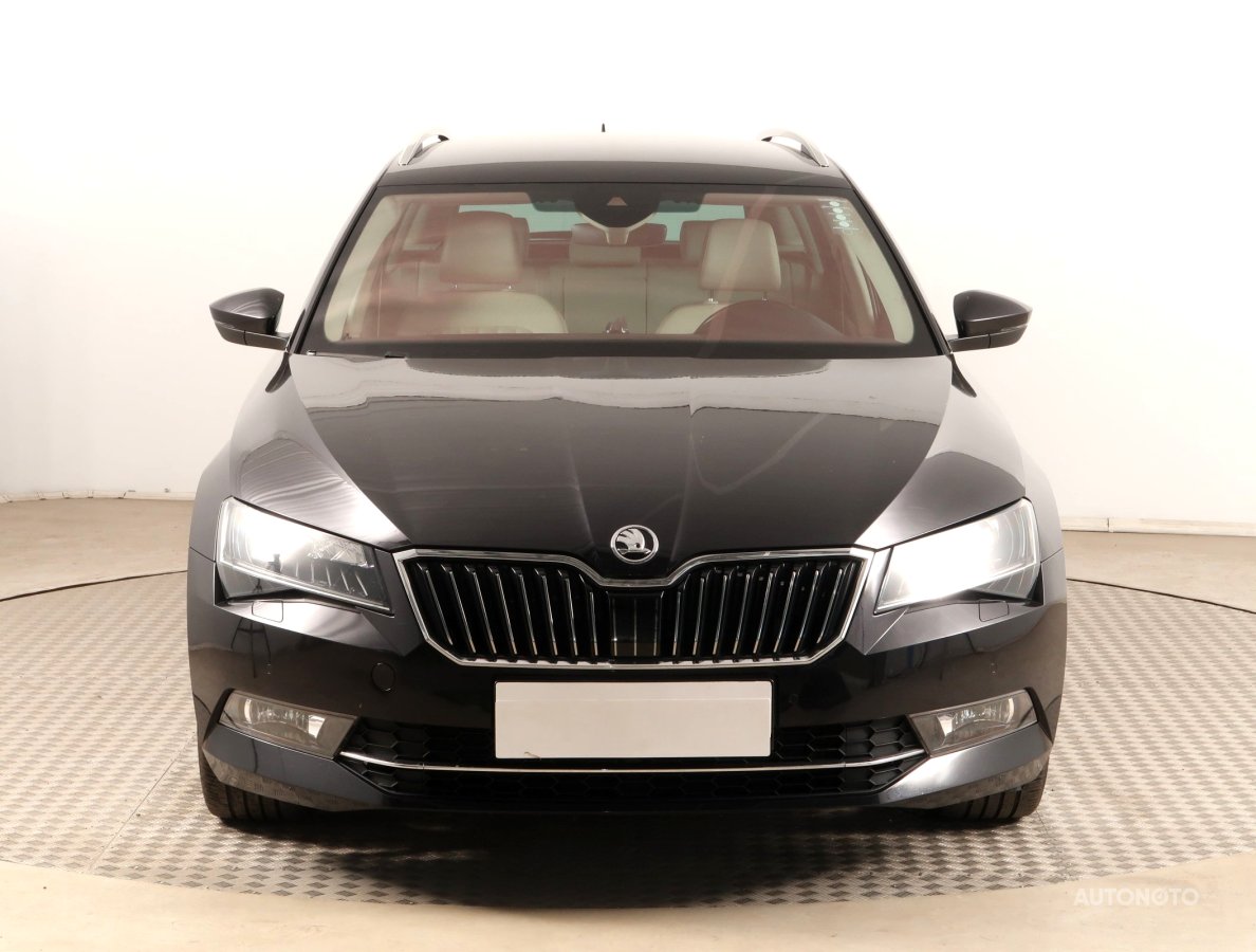 Škoda Superb, 2017 - pohled č. 2