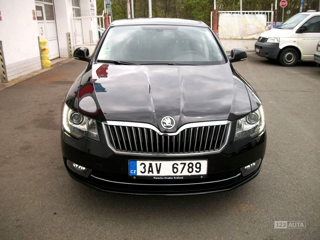 Škoda Superb, 2014 - celkový pohled