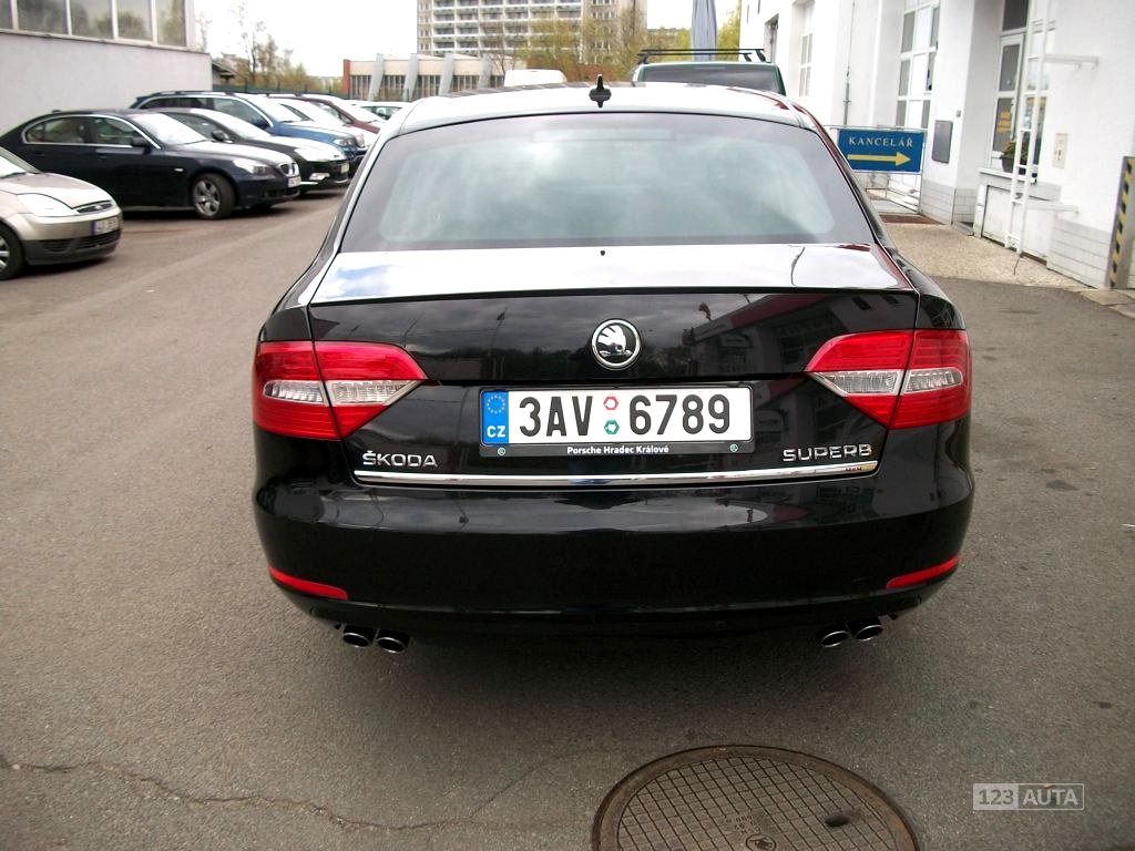 Škoda Superb, 2014 - pohled č. 2
