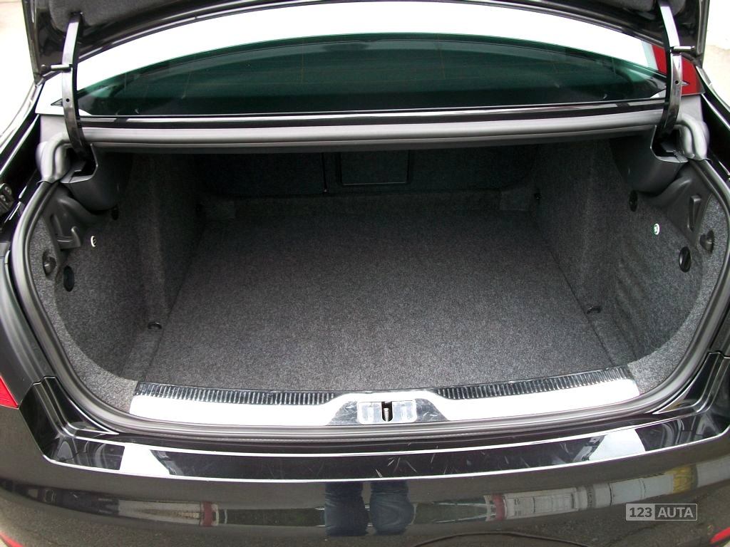 Škoda Superb, 2014 - pohled č. 5