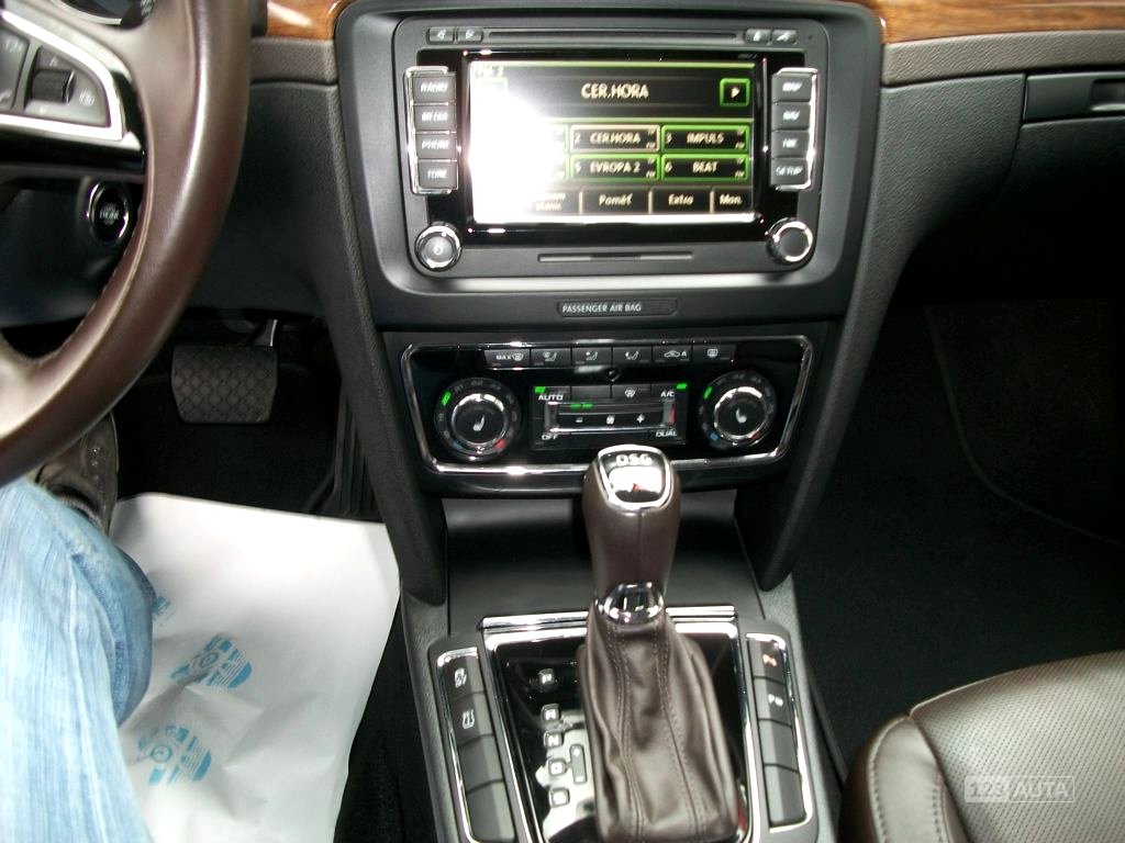 Škoda Superb, 2014 - pohled č. 8