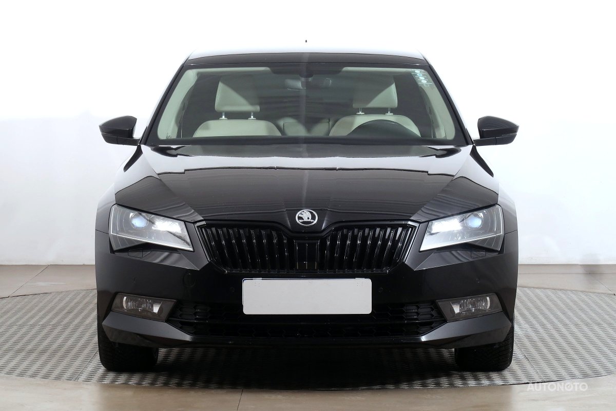 Škoda Superb, 2017 - pohled č. 2