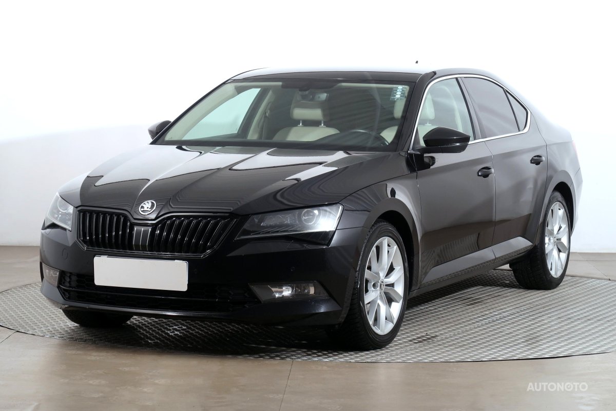 Škoda Superb, 2017 - pohled č. 3