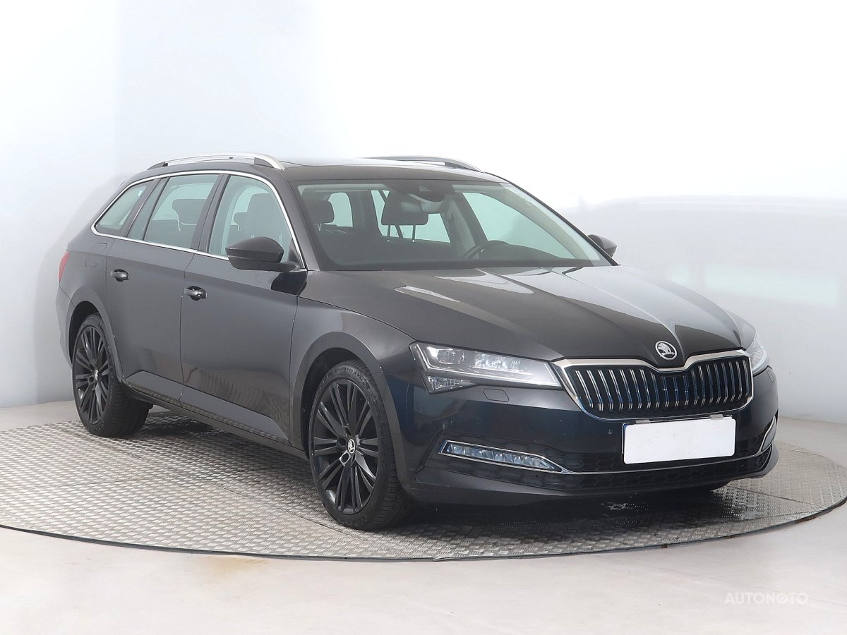Škoda Superb, 2021 - celkový pohled