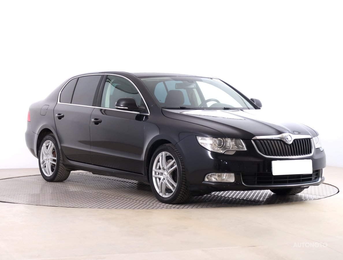 Škoda Superb, 2011 - celkový pohled