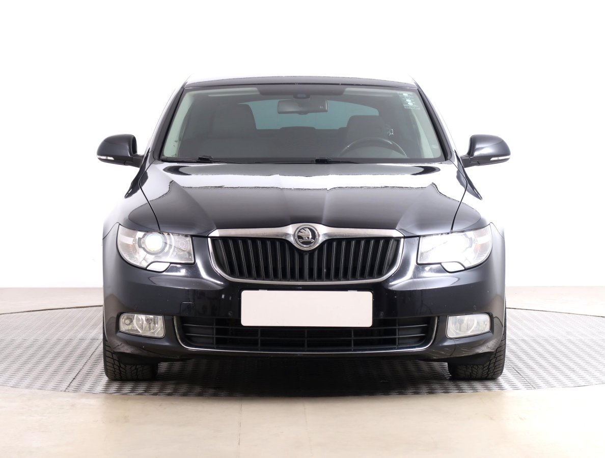 Škoda Superb, 2011 - pohled č. 2