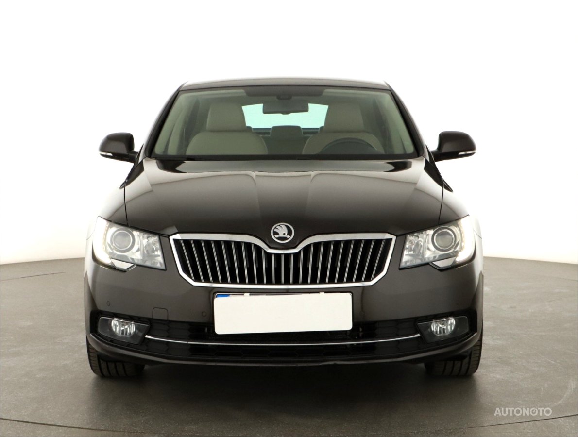 Škoda Superb, 2015 - pohled č. 2