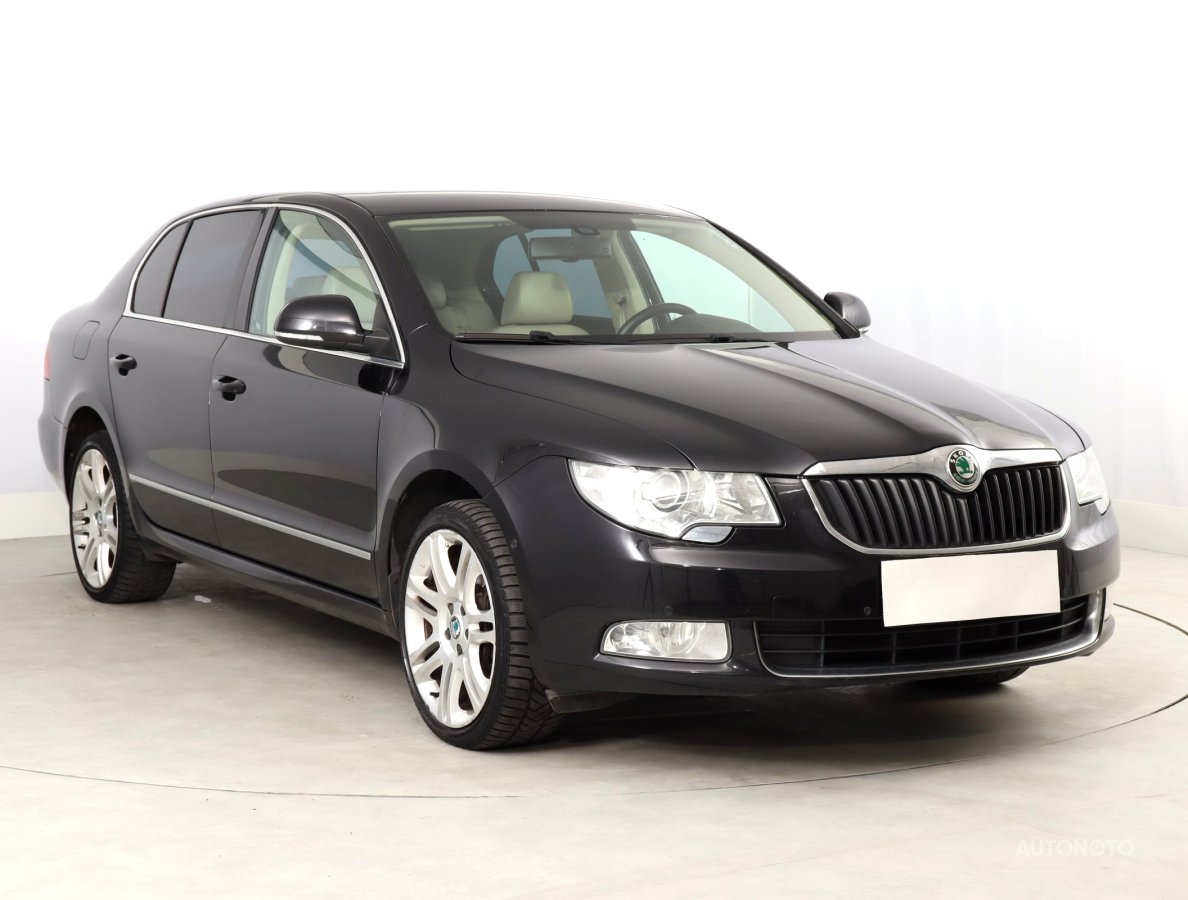 Škoda Superb, 2011 - celkový pohled