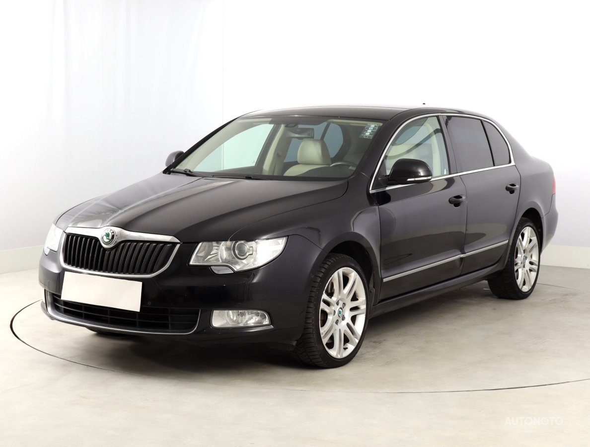 Škoda Superb, 2011 - pohled č. 3