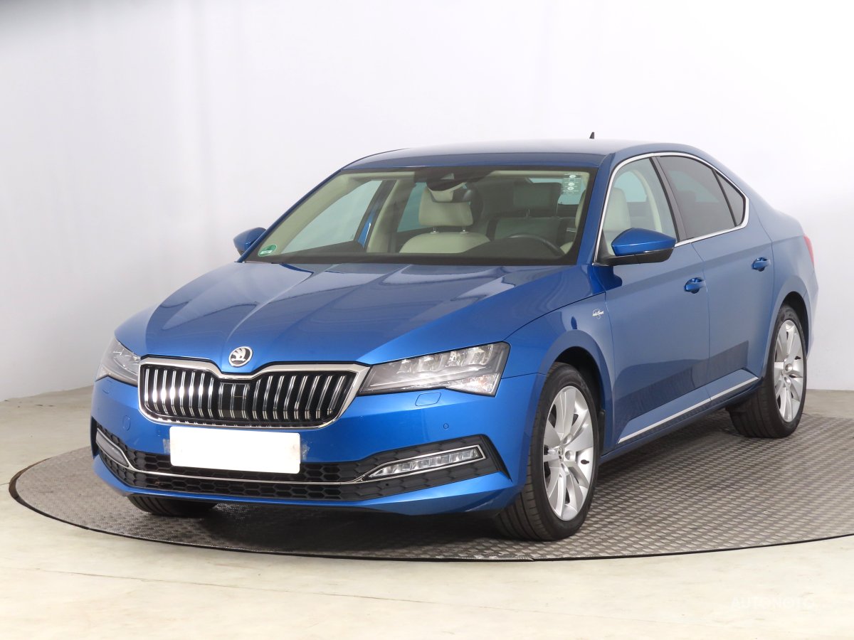 Škoda Superb, 2022 - pohled č. 3