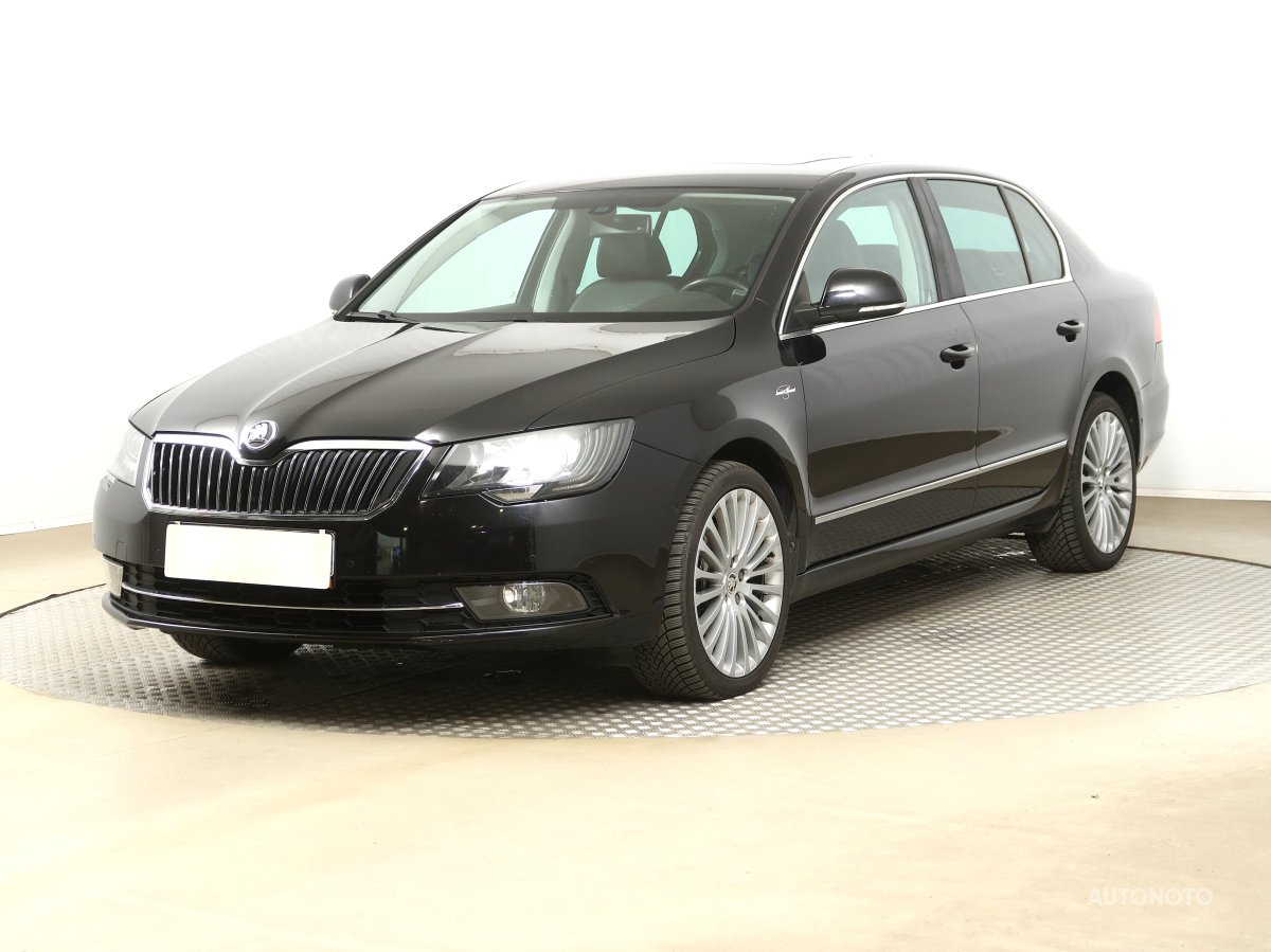 Škoda Superb, 2013 - pohled č. 3