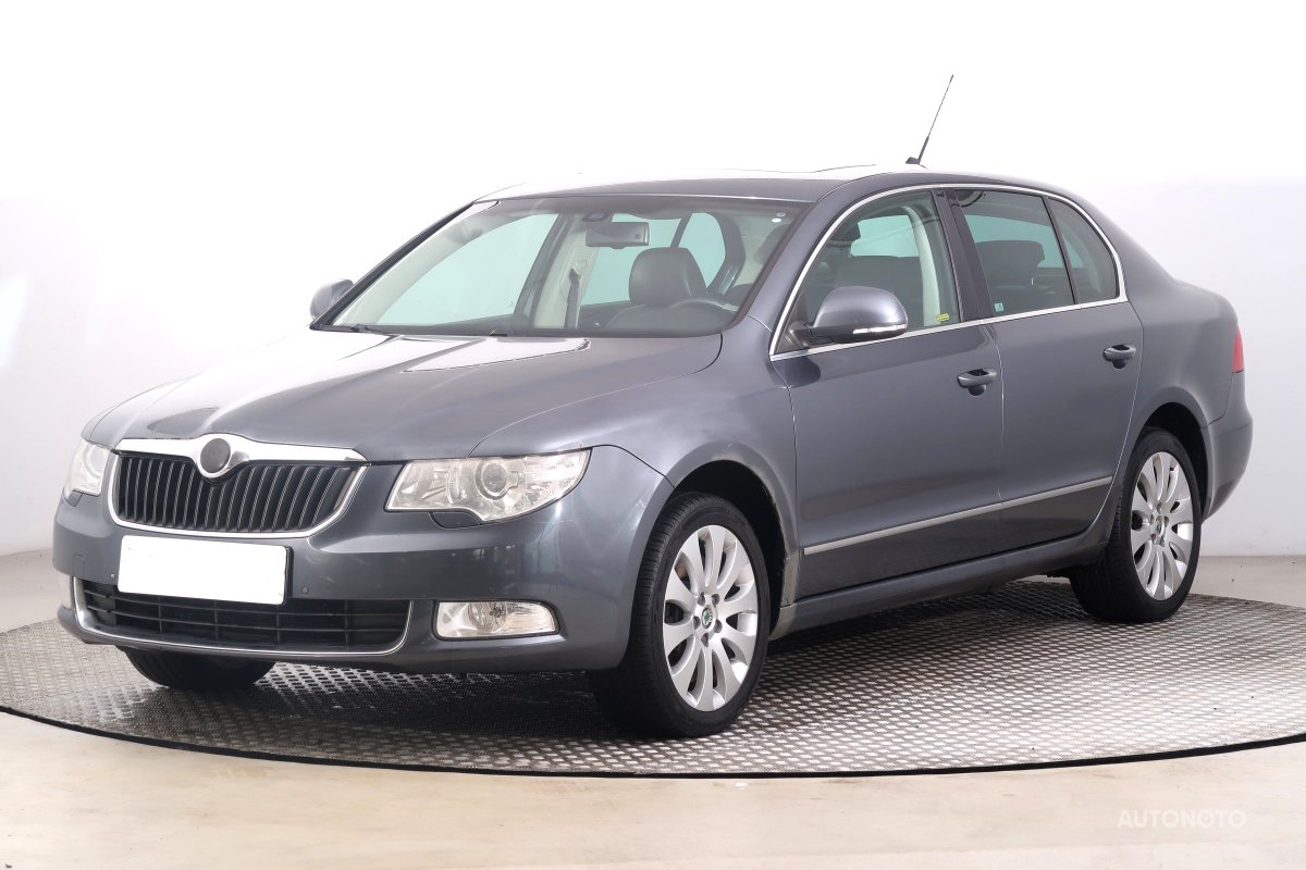 Škoda Superb, 2009 - pohled č. 3