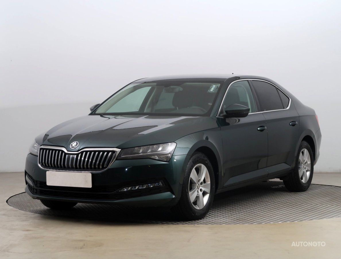 Škoda Superb, 2022 - pohled č. 3